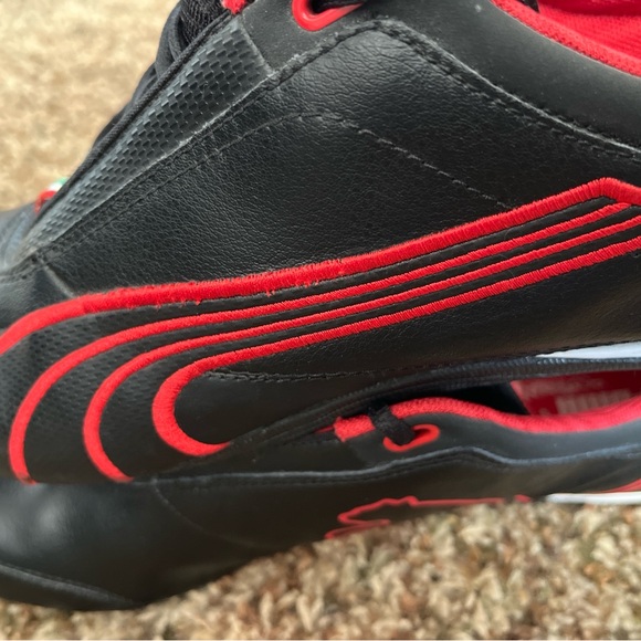 Puma Men\'s Ferrari Black and Red Sneakers